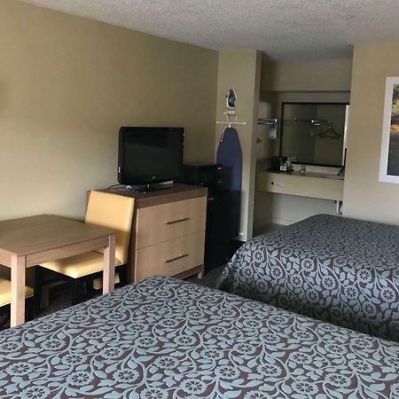 Days Inn By Wyndham Lexington-Columbia Luaran gambar