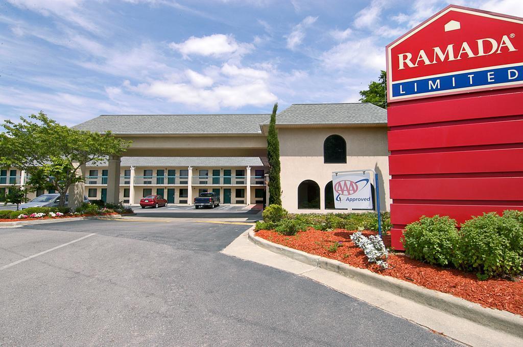 Days Inn By Wyndham Lexington-Columbia Luaran gambar